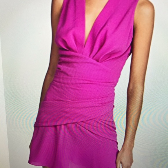 Dress - Picture 3 of 3